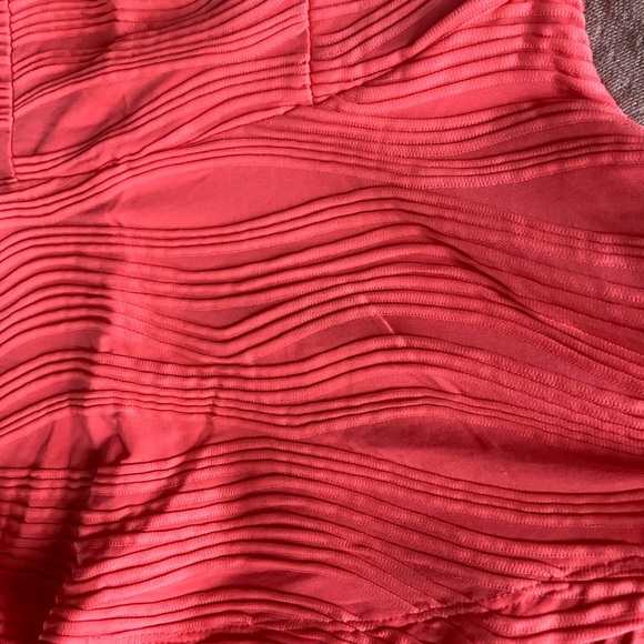 Studio Y Top - Picture 2 of 5